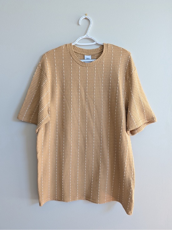 Zara Other - Zara Short-Sleeve Knit Shirt in Light Tan with Subtle Stripe